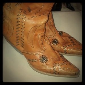 Boots..... BCBG